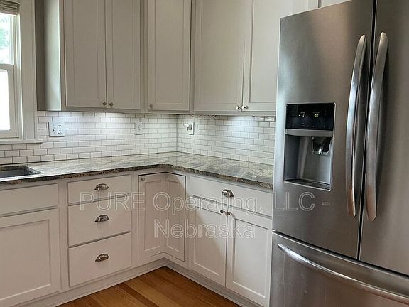 4th image of 4182 Wakeley St