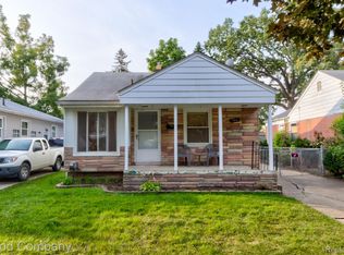 744 E Madge Ave, Hazel Park, MI 48030