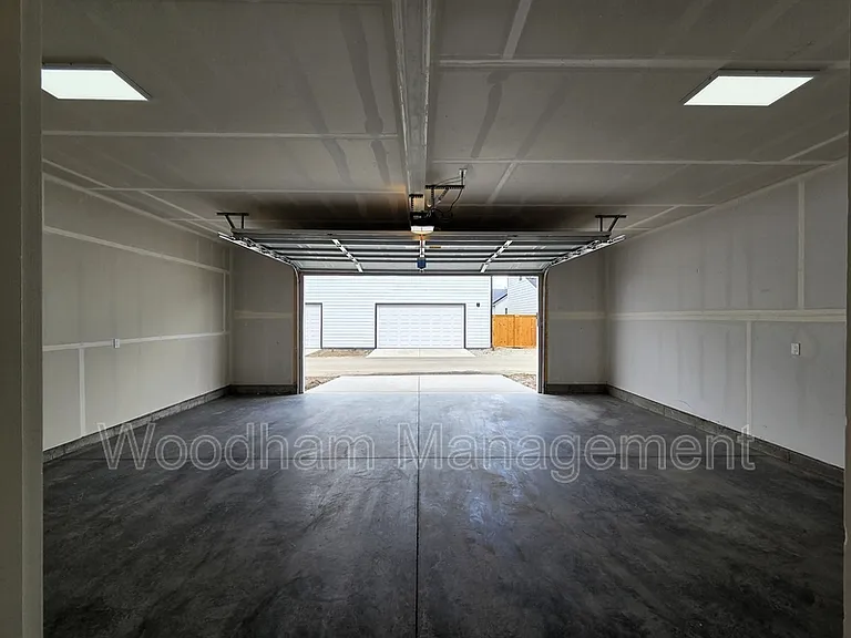 4819 Harvest Pkwy — Photo 47