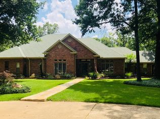 4310 Lakeshore Dr, Paris, TX 75462