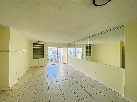 5th image of 400 Kings Point Dr APT 718