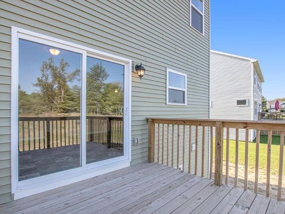 2nd image of 9284 Big Leaf Dr