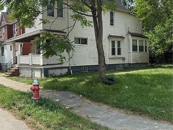 3rd image of 1360 E 92nd St