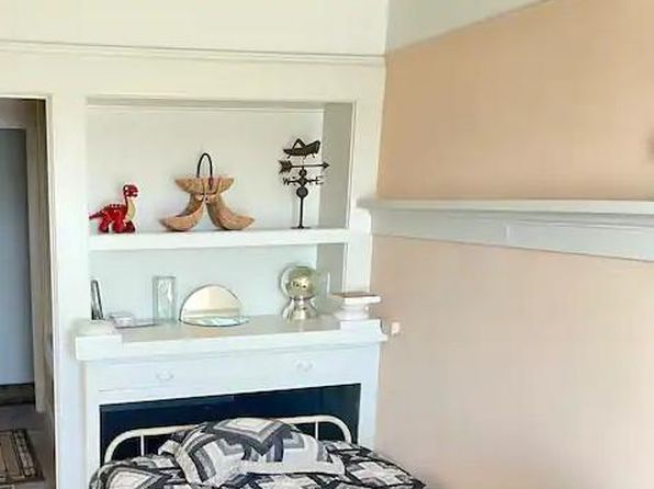 1437 University Ave APT 2