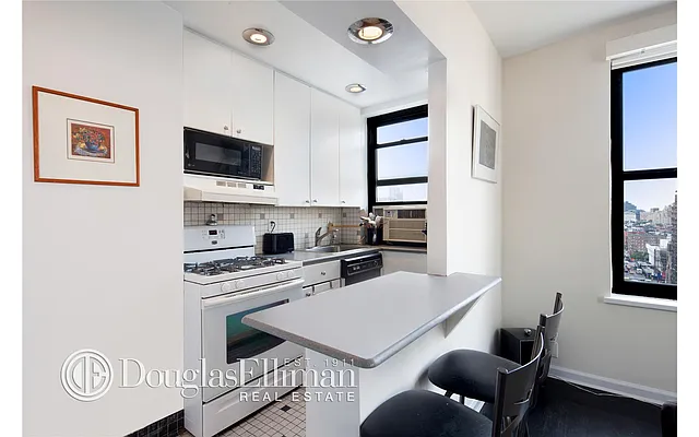 Sold by Douglas Elliman | media 16
