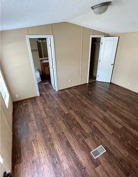 135 Dv Byrd Ln #29 — Photo 9