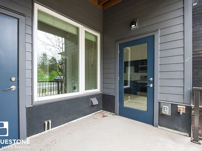 Brookside Apartments — Photo 30