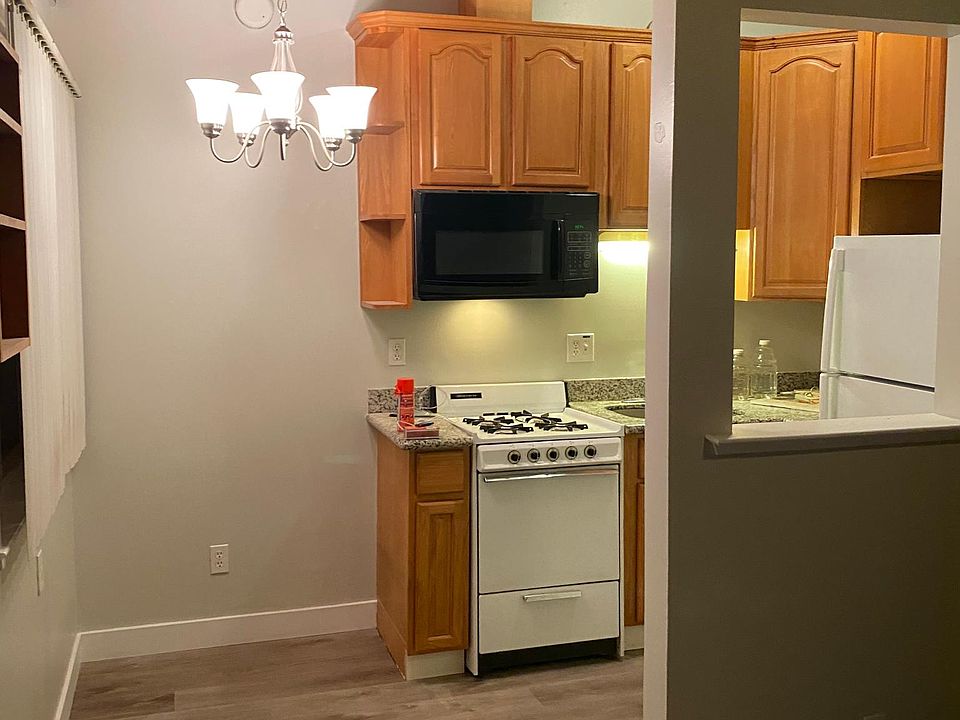 1st image of 203 Samson St