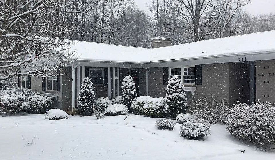1st image of 318 Tremont Park Dr