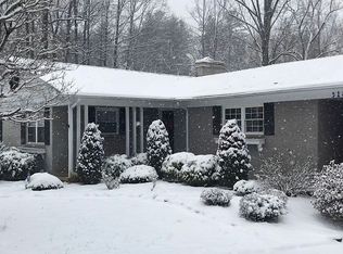 318 Tremont Park Dr, Lenoir, NC 28645