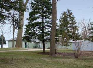 435 Willow Dr, Fond Du Lac, WI 54935