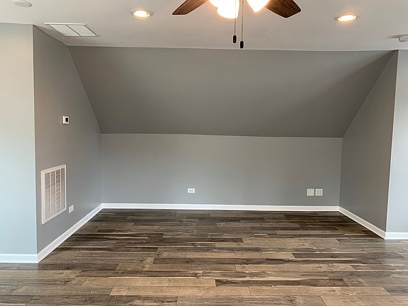 5th image of 2301 N Lockwood Ave #2