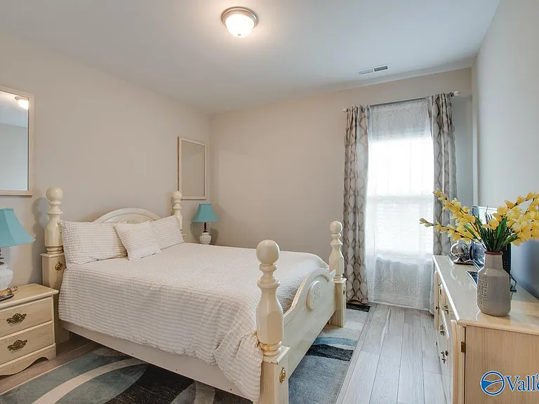 7619 Flint Crossing Cir — Photo 16
