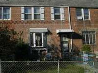 7343 52nd Ave, Maspeth, NY 11378