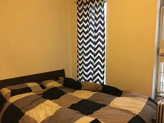 Rented by Chartwell Manhattan Realty | media 3