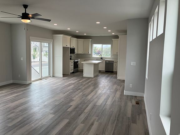 5th image of 352 E Mistilake Ln #20