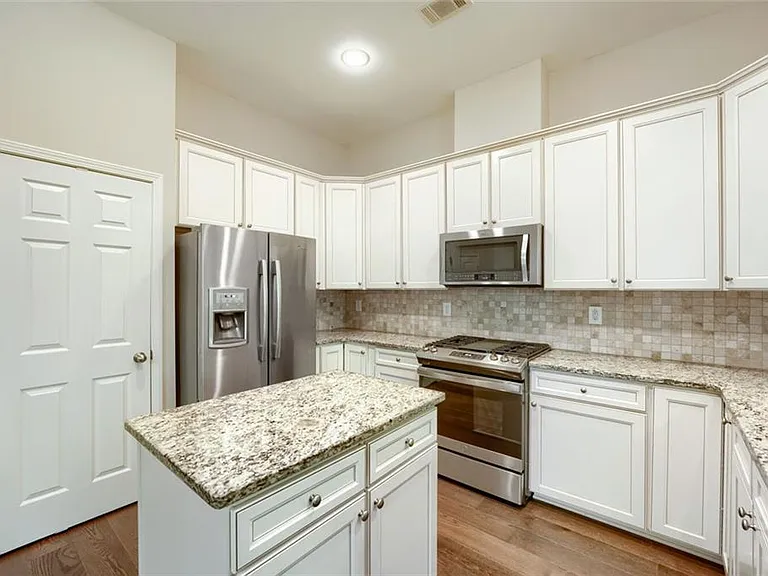 3585 Ashcroft Dr SE — Photo 11