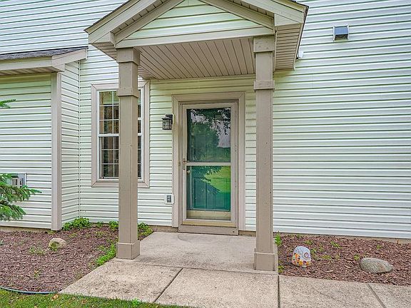 3rd image of 16373 Javari Ct