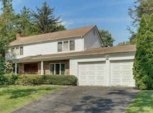 10 Ardmore Rd, Marlboro, NJ 07746
