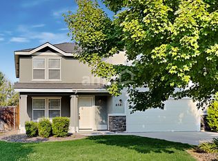 4581 N Park Crossing Ave, Meridian, ID 83646