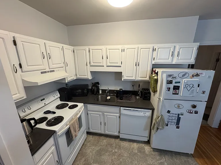 1C KITCHEN