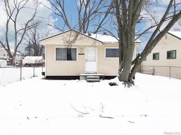 20010 Rensellor St, Livonia, MI 48152