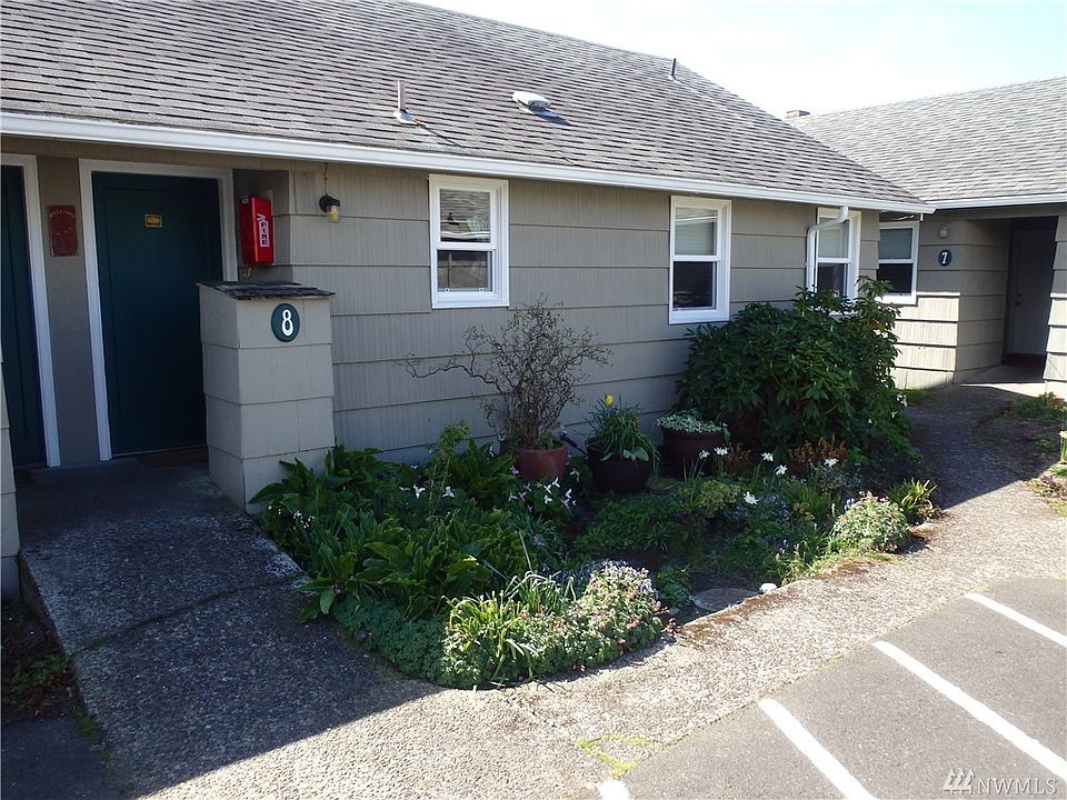 1st image of 2209 Ocean Beach Blvd N #8