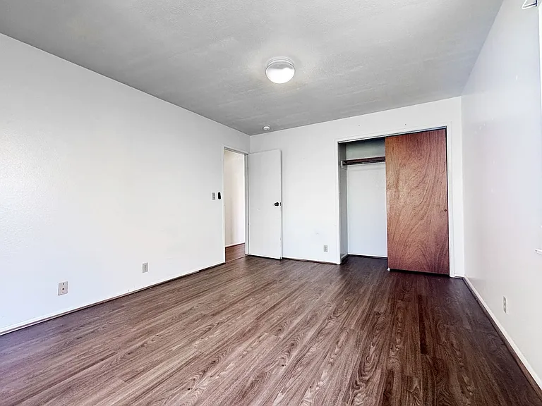 608 Maluniu Ave — Photo 14