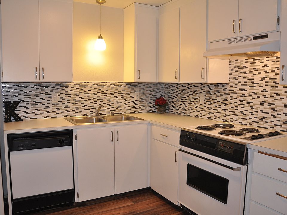 1st image of 1311 To 1313 S Sheridan Ave