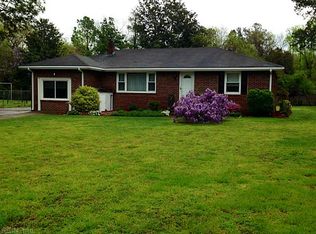 2421 Bugle Dr W, Chesapeake, VA 23321