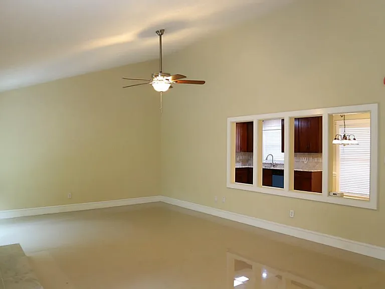 2410 Old Fort Rd — Photo 9
