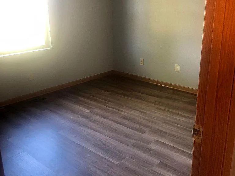 94 Virgil Dr — Photo 6