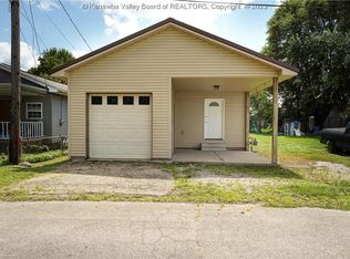 83 1st Ave, Bancroft, WV 25011