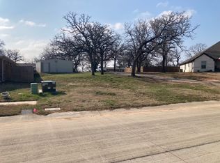 900 Ben Dr, Springtown, TX 76082