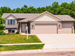 5191 Ridgeway Rd NW, Rochester, MN 55901