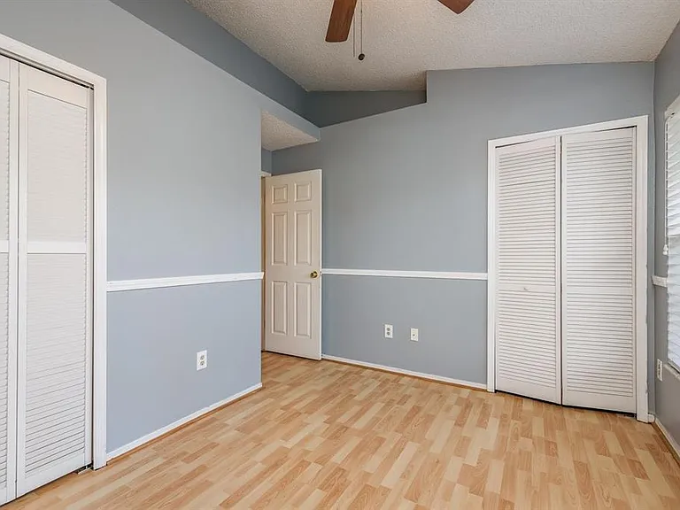 1602 Brigadoon Dr — Photo 17