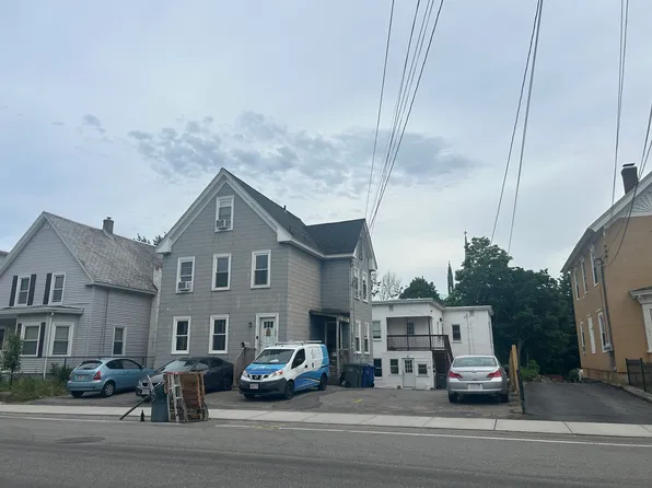 105 Spruce St, Leominster, MA 01453