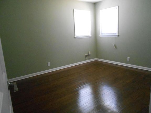 5th image of 5637 N 39th St #5639