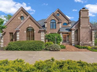 5616 SW 38th St, Topeka, KS 66610