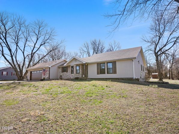 400 Silverwood Ln, Joplin, MO 64801