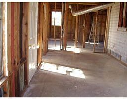 2nd image of 514 Commagere Blvd