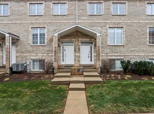 183 N East River Rd UNIT C5, Des Plaines, IL 60016