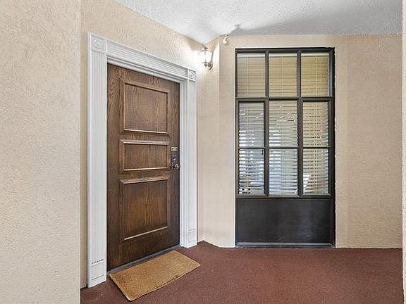 4th image of 555 Laurel Ave APT 429