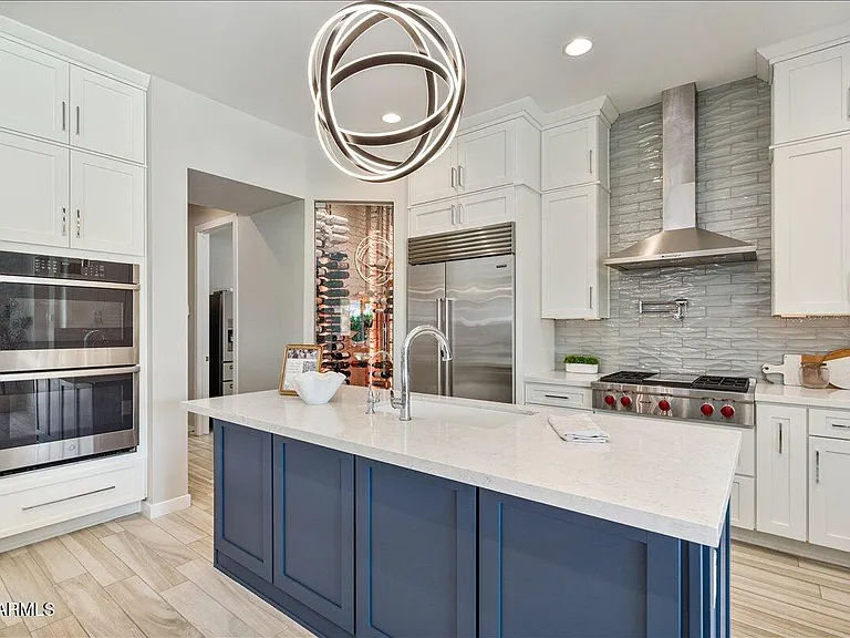 5543 E Beryl Ave — Photo 8
