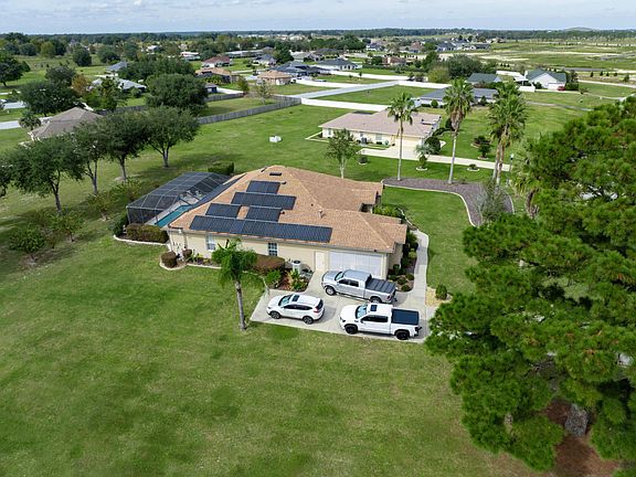4th image of 9908 SE 67th Avenue Road