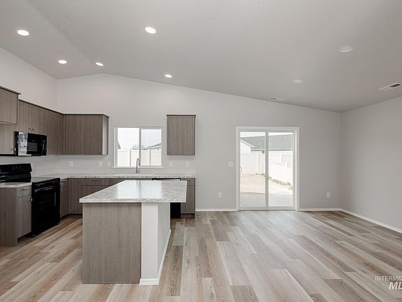 5th image of 19611 Alleghenny Way