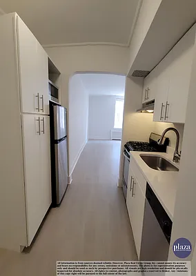 Rented by Plaza Real Estate Group | media 16