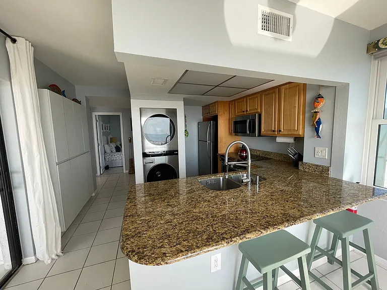333 N Atlantic Ave #411 — Photo 27