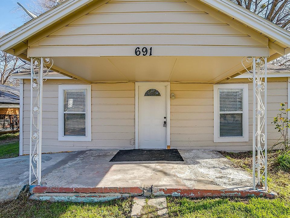 1st image of 691 Meadow Park Dr