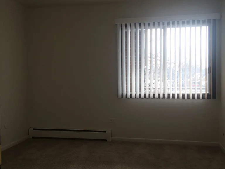 1740 North Ave #9 — Photo 4